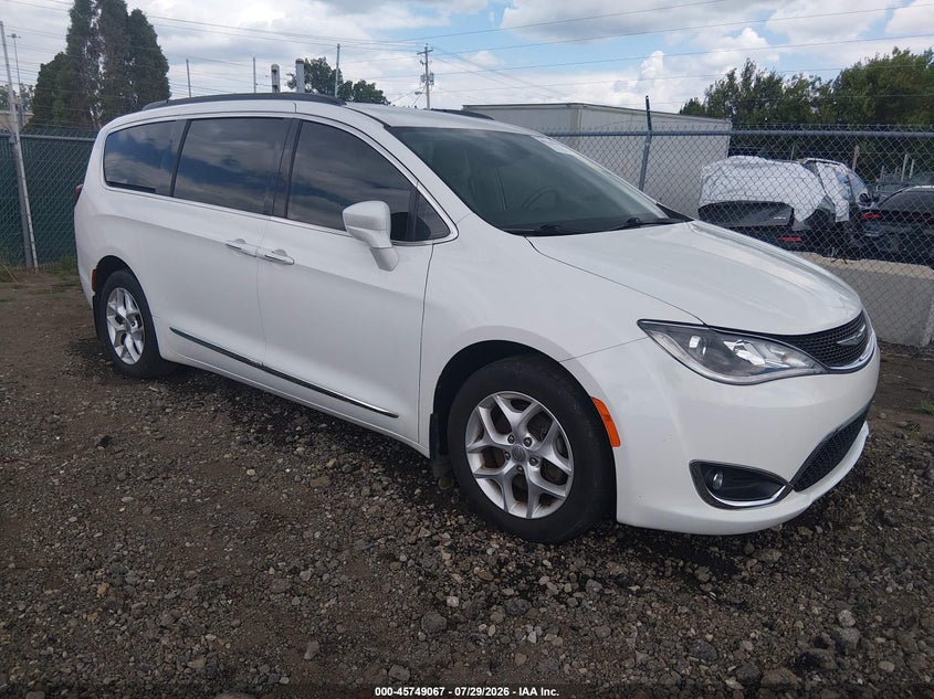 Vin: 2c4rc1bgxhr784932, lot: 46247789, chrysler pacifica touring-l 2017 img_1