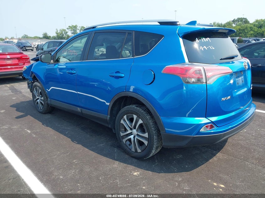 2017 TOYOTA RAV4 auction photo 3