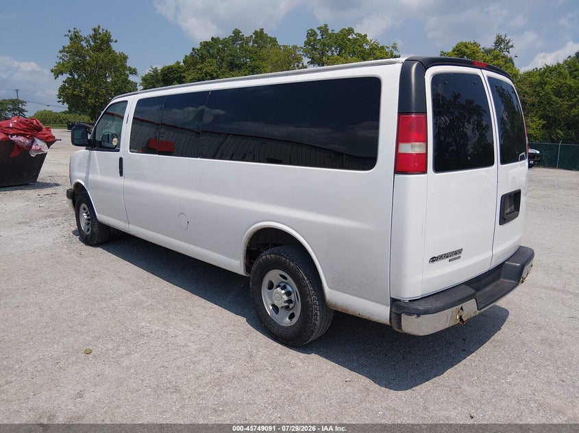 2016 CHEVROLET EXPRESS 3500 auction photo 3