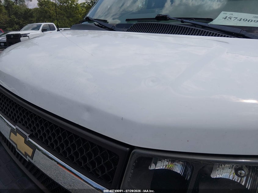 2016 CHEVROLET EXPRESS 3500 auction photo 6