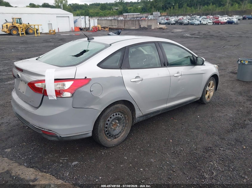 Vin: 1fahp3f25cl385346, lot: 46247880, ford focus se 20124