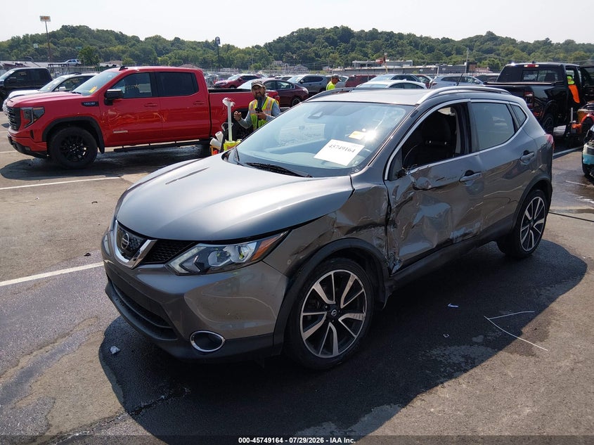 Vin: jn1bj1crxjw207907, lot: 46247886, nissan rogue sport sl 20182