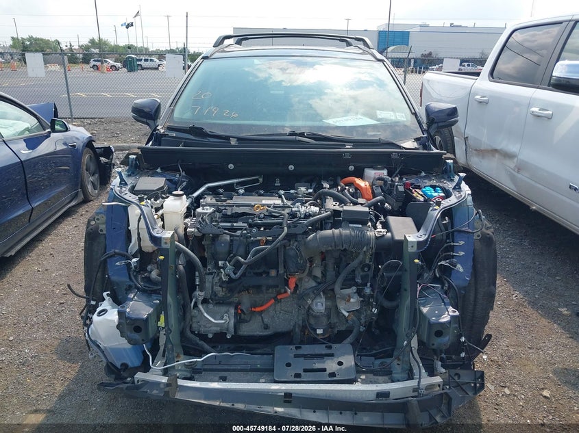 TOYOTA RAV4 HYBRID - zdjęcie 12