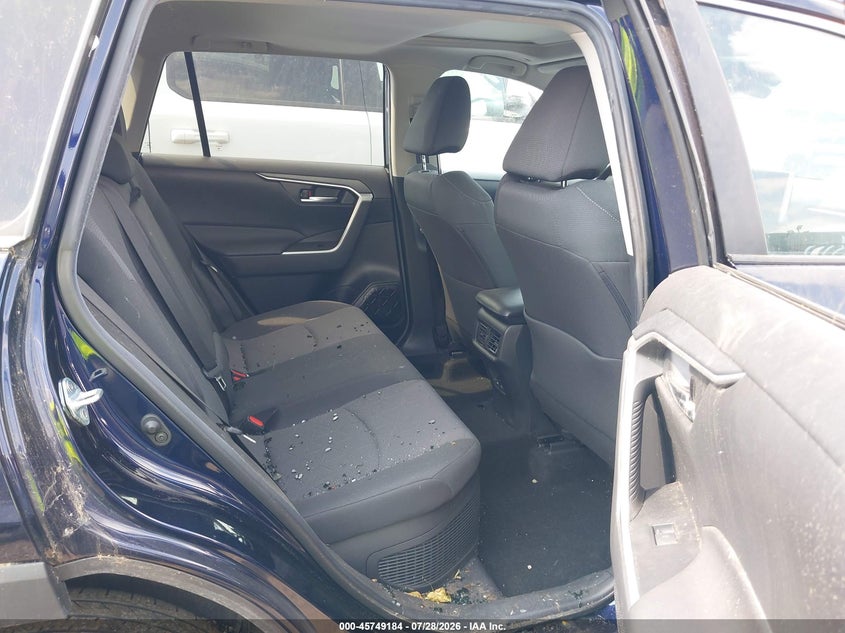 TOYOTA RAV4 HYBRID - zdjęcie 8