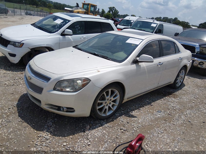 2010 Chevrolet Malibu, Normal Wear & Tear, IAAI, VIN 1G1ZE5E75AF218812 — photo 2