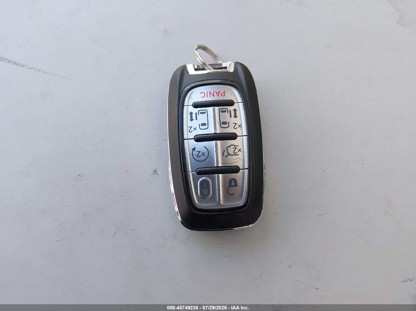 CHRYSLER PACIFICA - zdjęcie 11