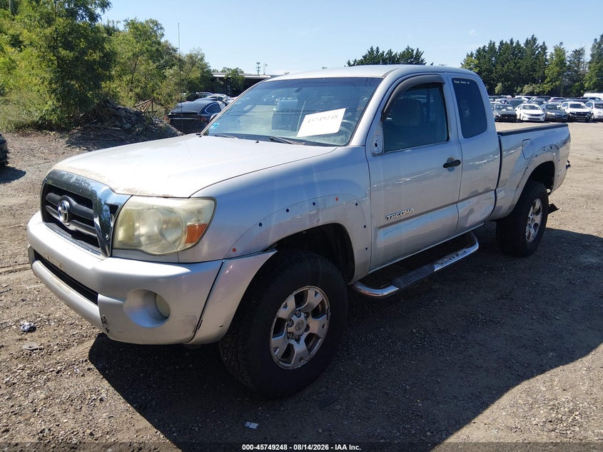 2005 TOYOTA TACOMA auction photo 2