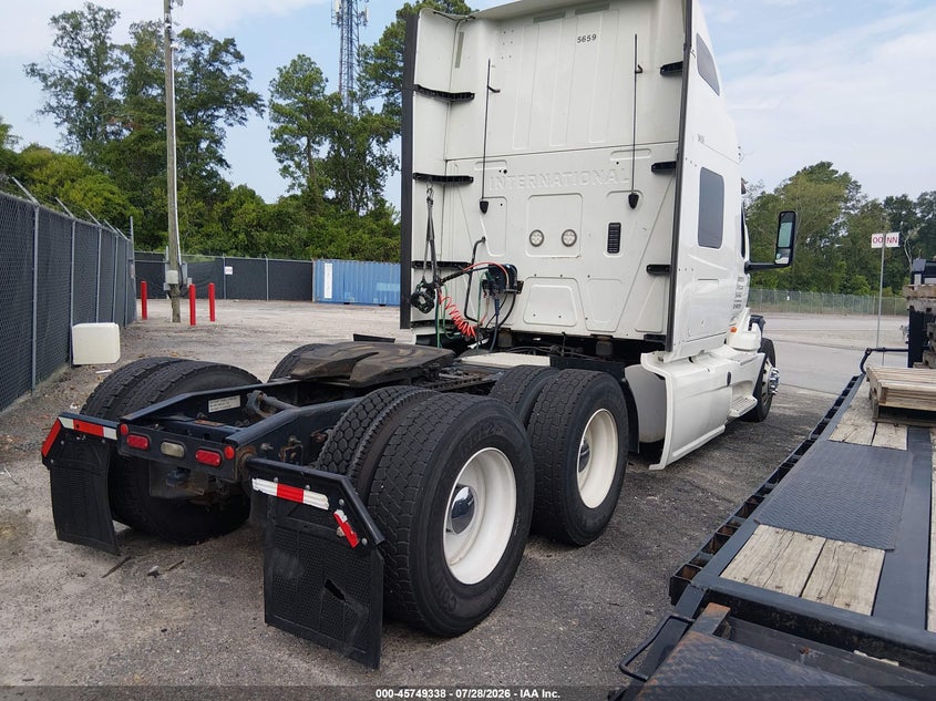 2020 INTERNATIONAL LT auction photo 4