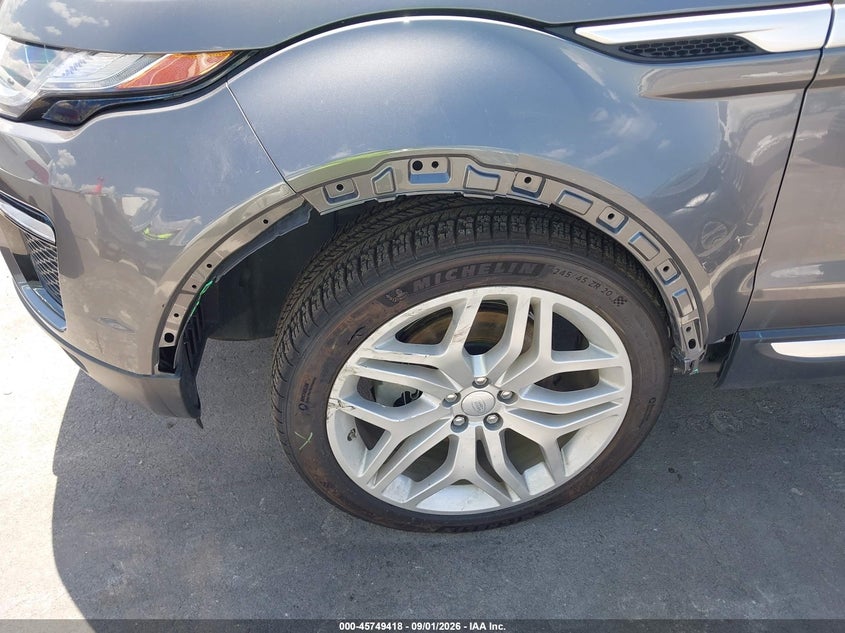 2019 LAND ROVER RANGE ROVER EVOQUE auction photo 6