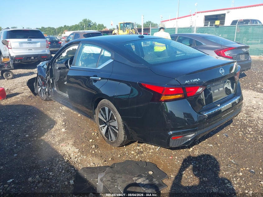 Vin: 1n4bl4dv4mn348539, lot: 46248144, nissan altima sv fwd 20213