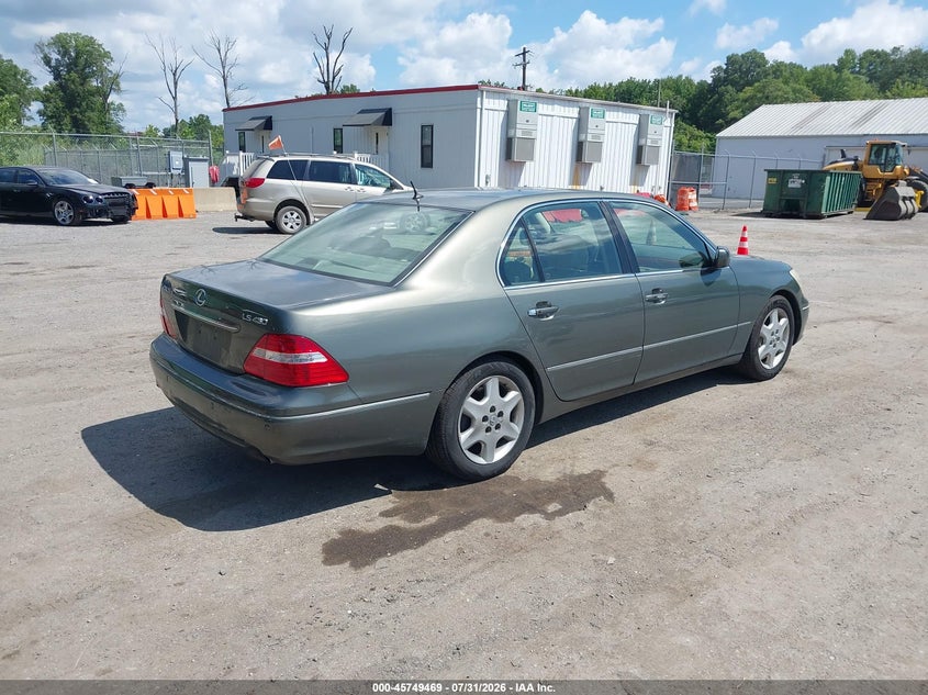 2005 LEXUS LS 430 auction photo 4