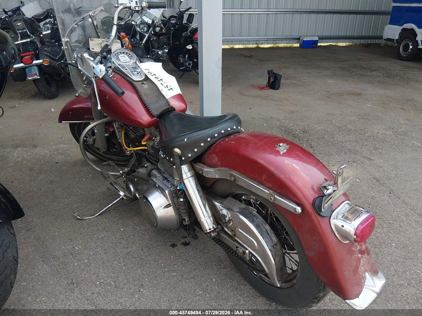 1976 HARLEY-DAVIDSON STREET GLIDE auction photo 3