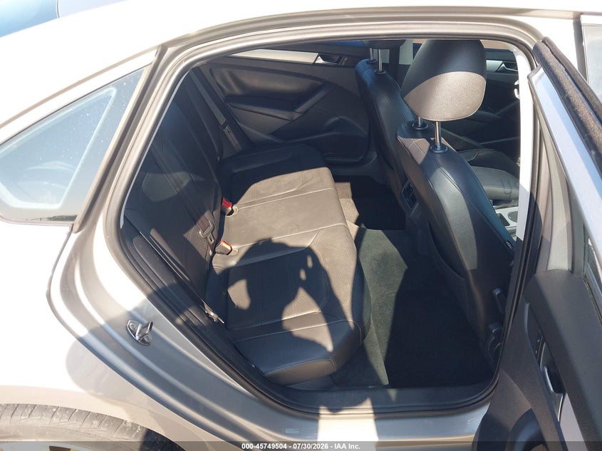 VOLKSWAGEN PASSAT 2013 VIN 1VWBN7A35DC043682