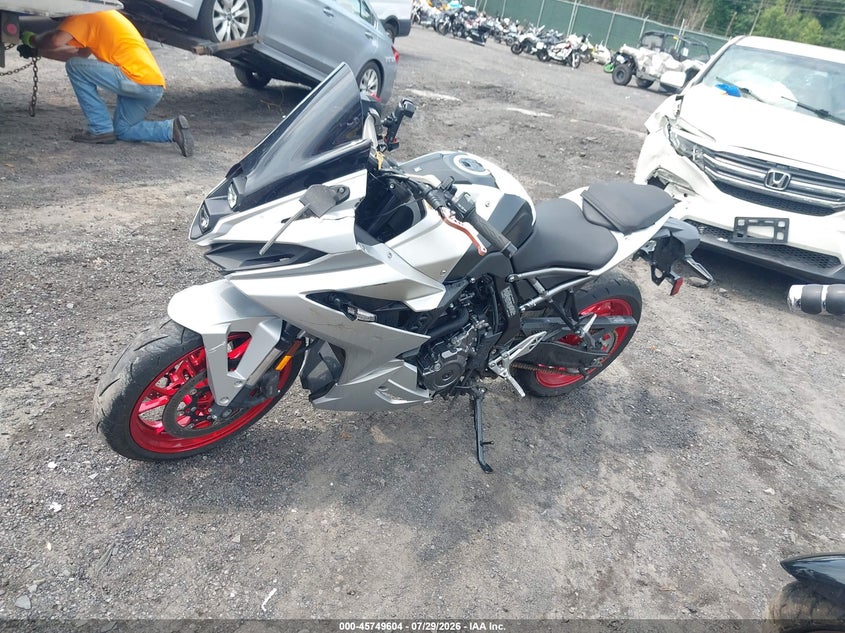2024 SUZUKI GSX800 auction photo 2
