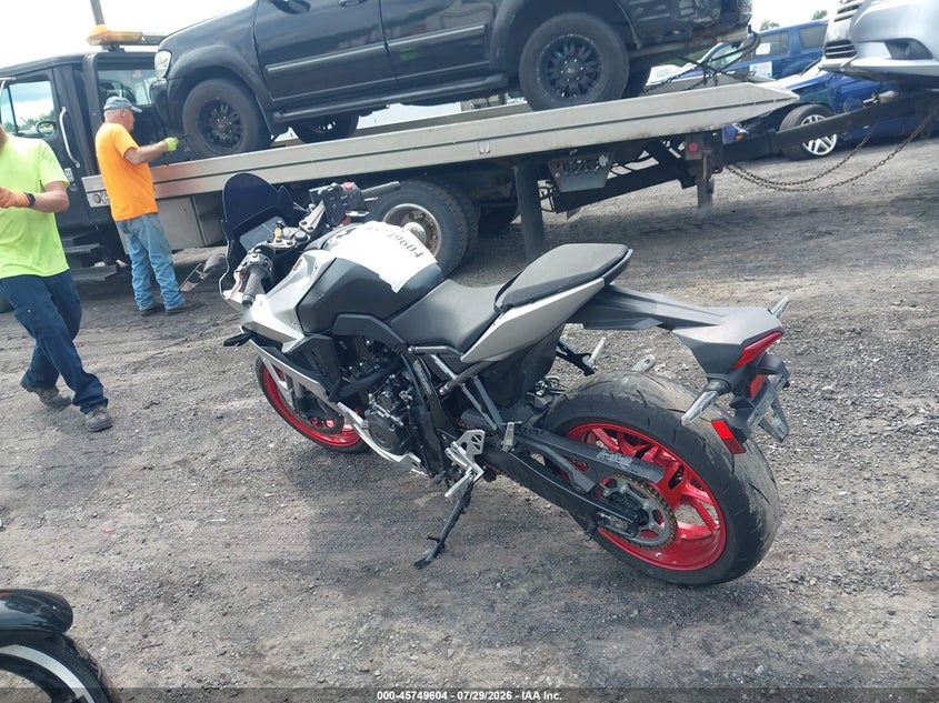 2024 SUZUKI GSX800 auction photo 3