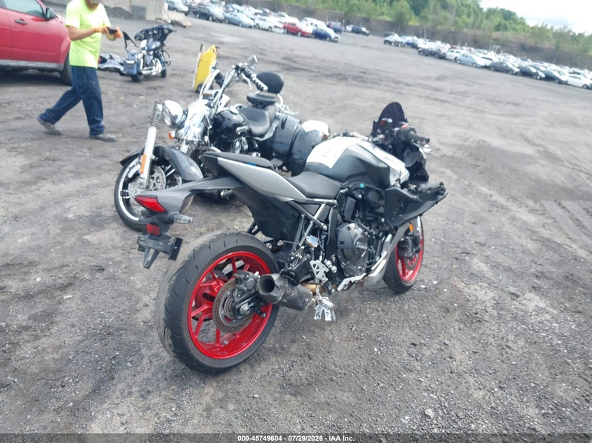 2024 SUZUKI GSX800 auction photo 4