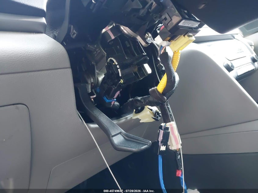 2018 HYUNDAI ELANTRA auction photo 6