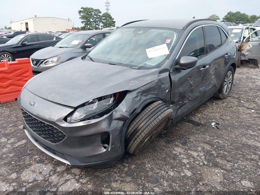 2022 FORD ESCAPE auction photo 2