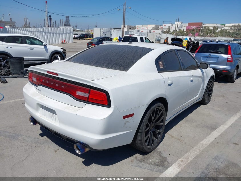 Vin: 2b3cl3cg4bh505716, lot: 46248411, dodge charger 20114