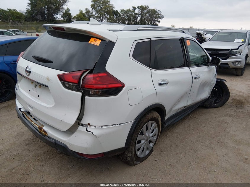 2017 NISSAN ROGUE auction photo 4