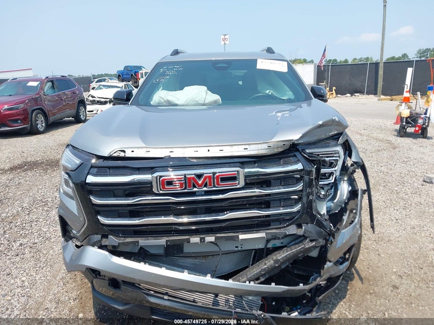 2025 GMC TERRAIN auction photo 6