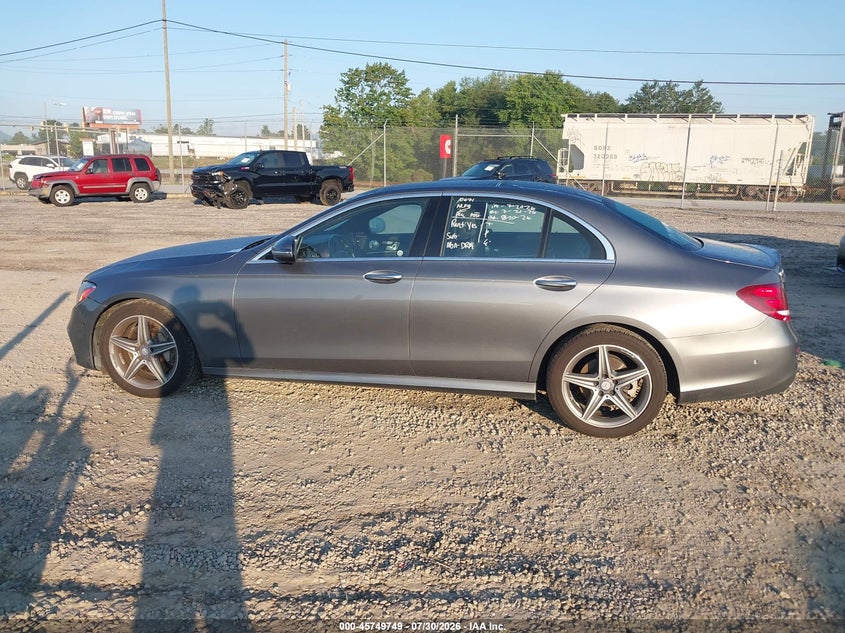 MERCEDES-BENZ E 300 - zdjęcie 14