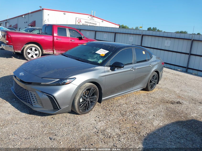 2025 Toyota Camry, Flood, IAAI, VIN 4T1DAACK4SU633741 — photo 2