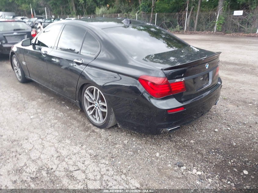 2014 BMW 750I auction photo 3