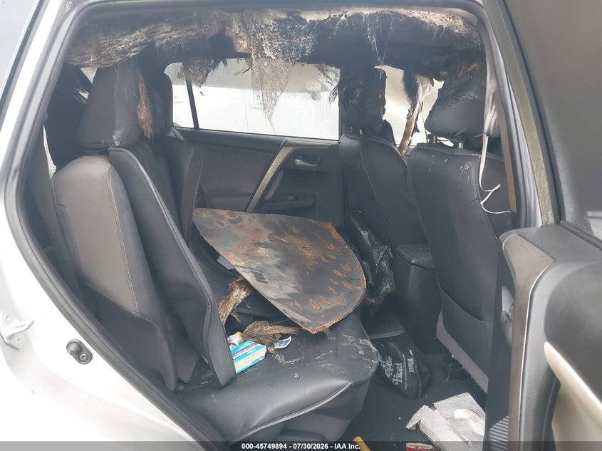 2015 TOYOTA RAV4 auction photo 8