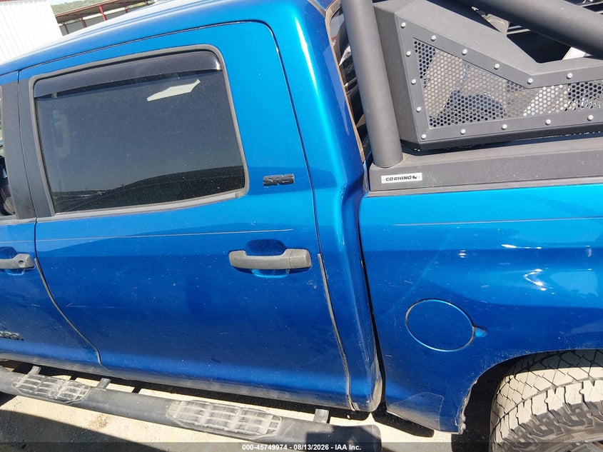 TOYOTA TUNDRA - zdjęcie 15