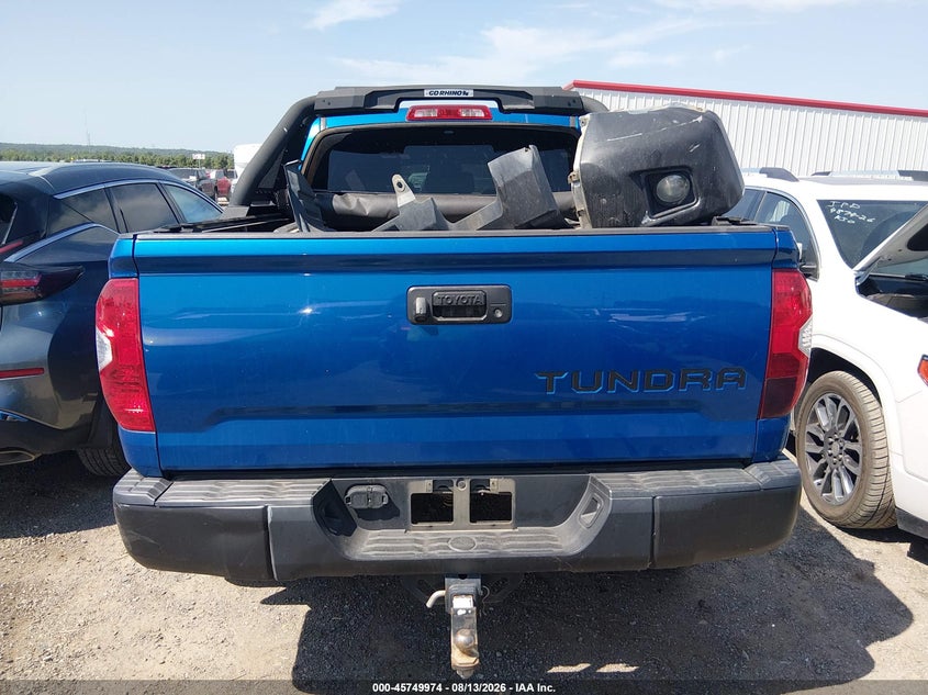 TOYOTA TUNDRA - zdjęcie 17