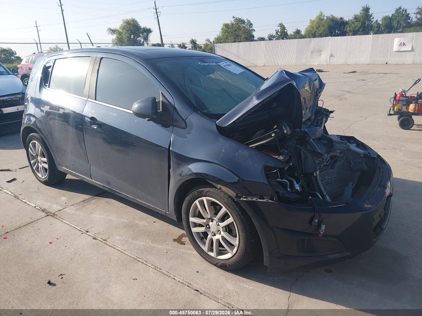 Vin: 1g1jc6sb0g4125752, lot: 46248785, chevrolet sonic lt auto 2016 img_1