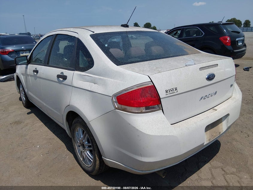 Vin: 1fahp3fn6aw266954, lot: 46248920, ford focus se 20103