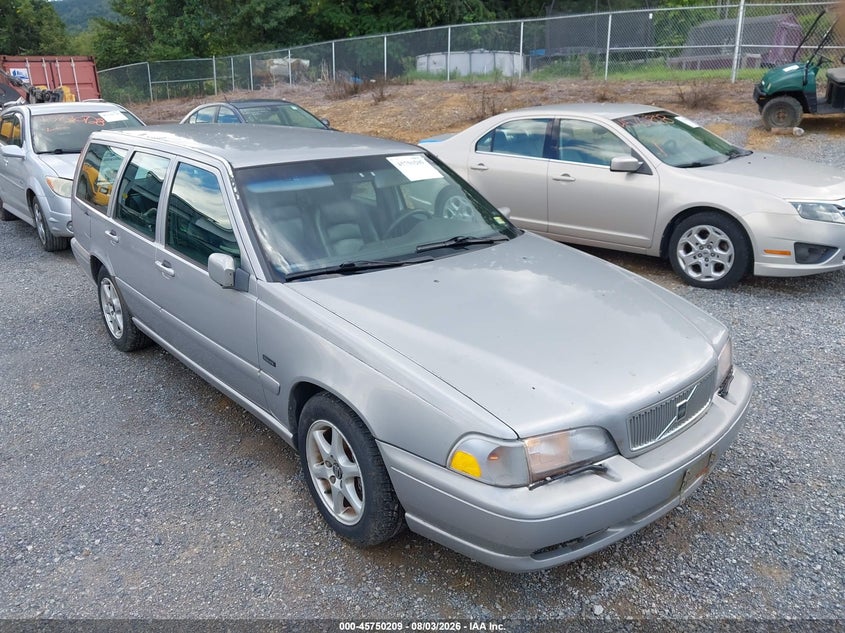 1998 VOLVO V70 auction photo 6