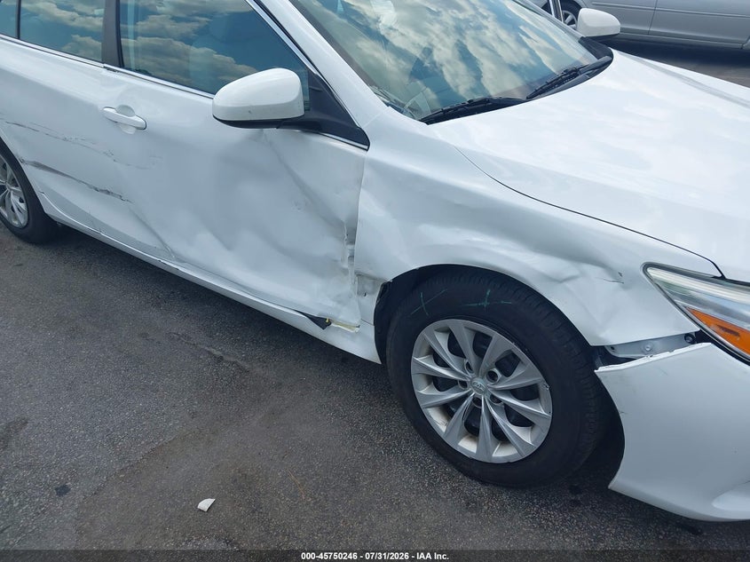 2017 TOYOTA CAMRY auction photo 6
