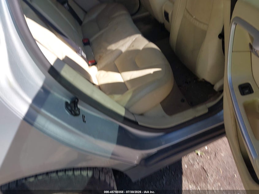 2011 VOLVO XC60 auction photo 8