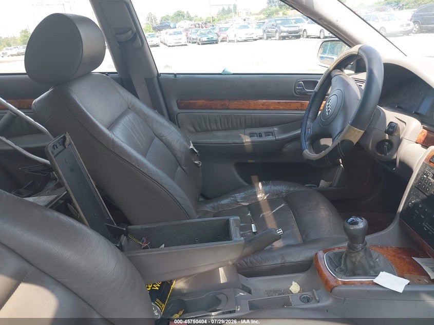1999 AUDI A4 auction photo 5