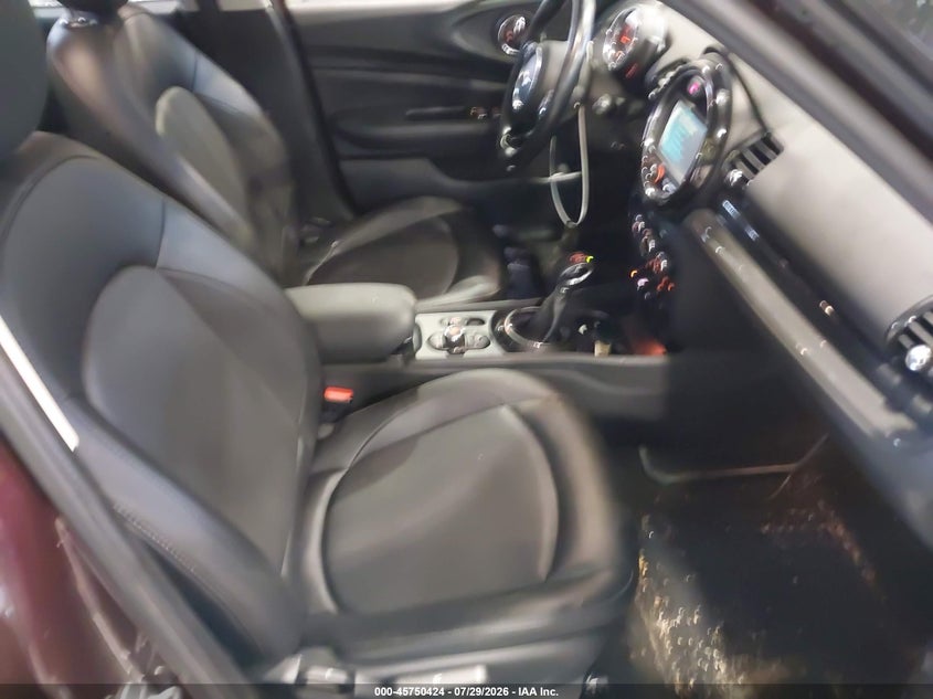 2016 MINI CLUBMAN auction photo 5