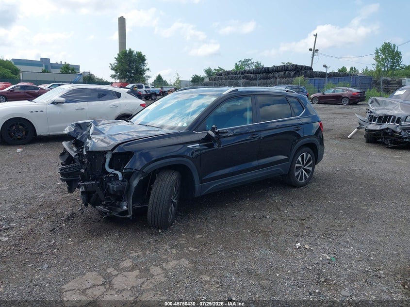 2022 VOLKSWAGEN TAOS auction photo 2