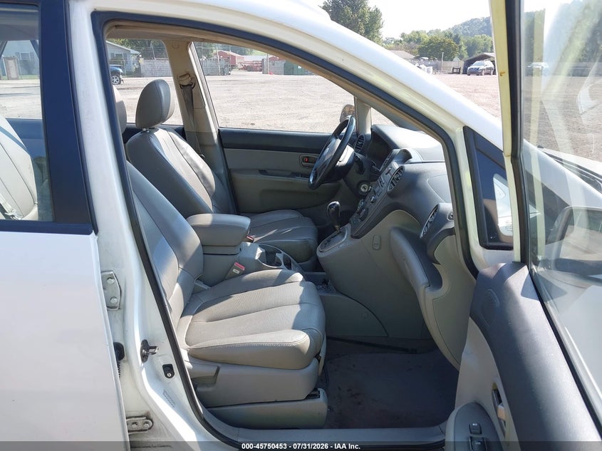 2007 KIA RONDO auction photo 5