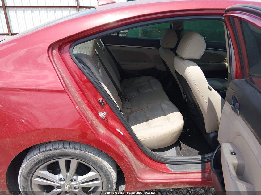 2017 HYUNDAI ELANTRA auction photo 8