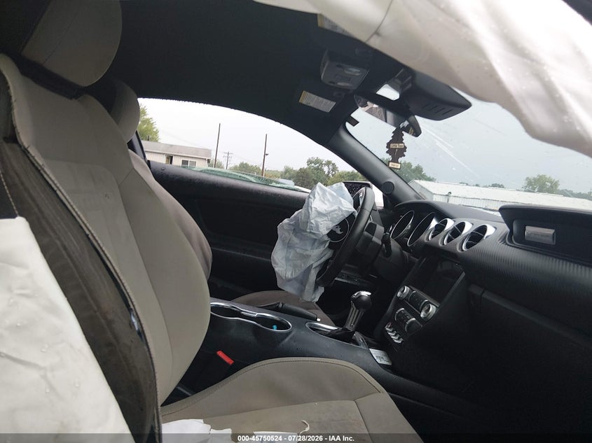 2022 FORD MUSTANG auction photo 5