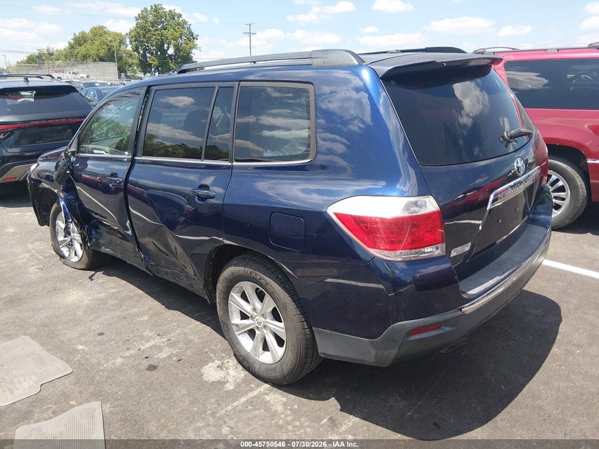 2011 TOYOTA HIGHLANDER auction photo 3