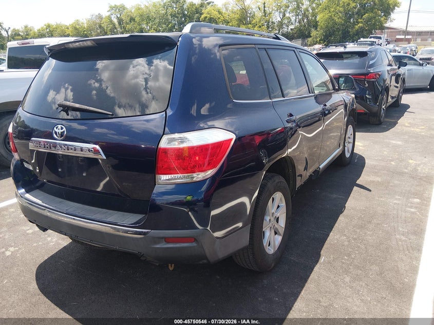 2011 TOYOTA HIGHLANDER auction photo 4