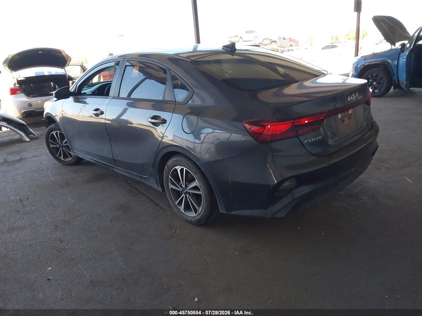 2024 KIA FORTE auction photo 3