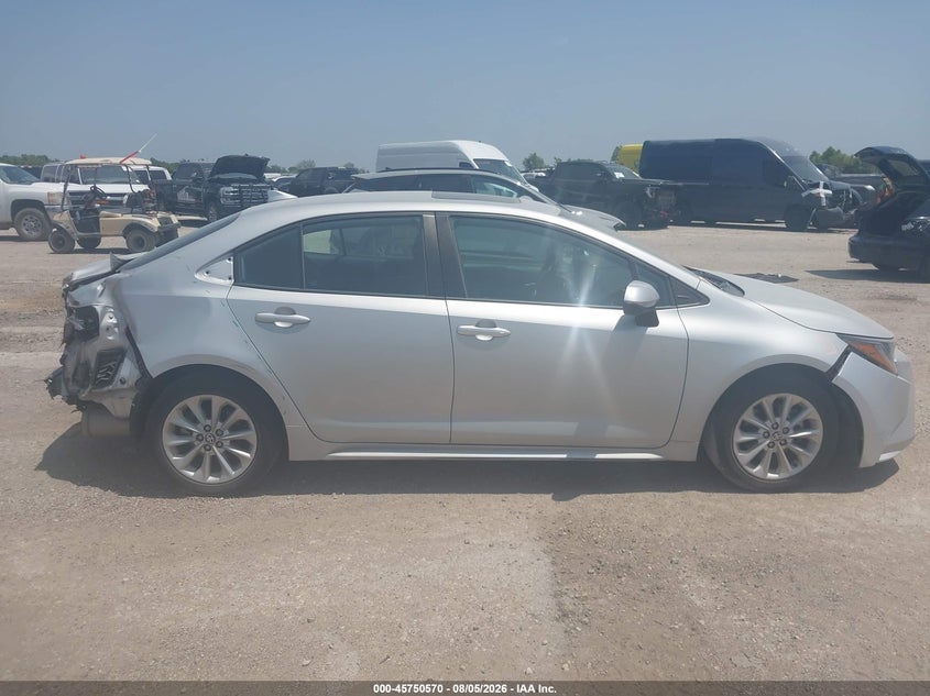 TOYOTA COROLLA - zdjęcie 14