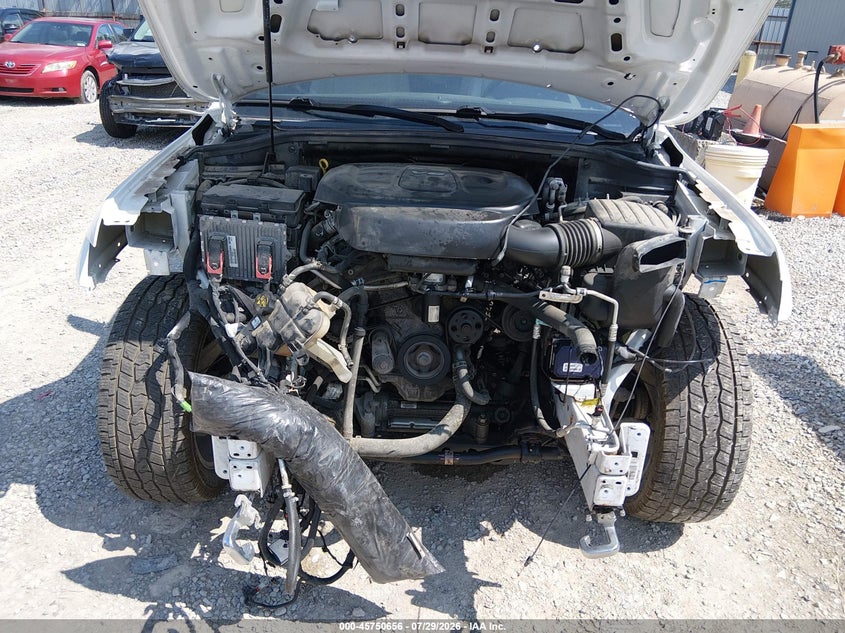JEEP GRAND CHEROKEE - zdjęcie 10