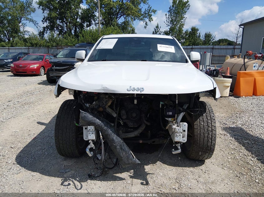 JEEP GRAND CHEROKEE - zdjęcie 13