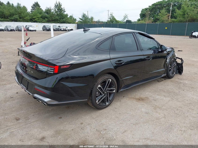 2026 HYUNDAI SONATA auction photo 4