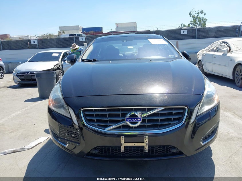 2013 VOLVO S60 auction photo 6